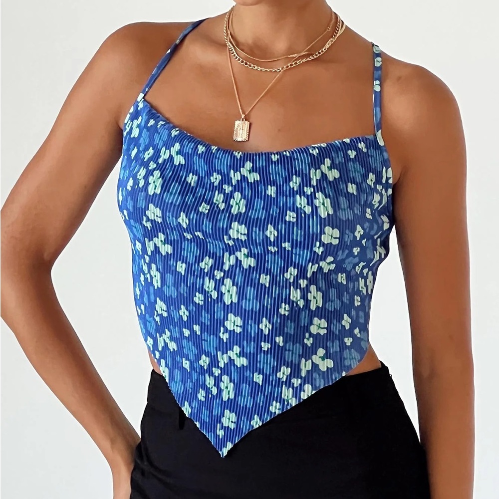 Julia plisse top blue floral